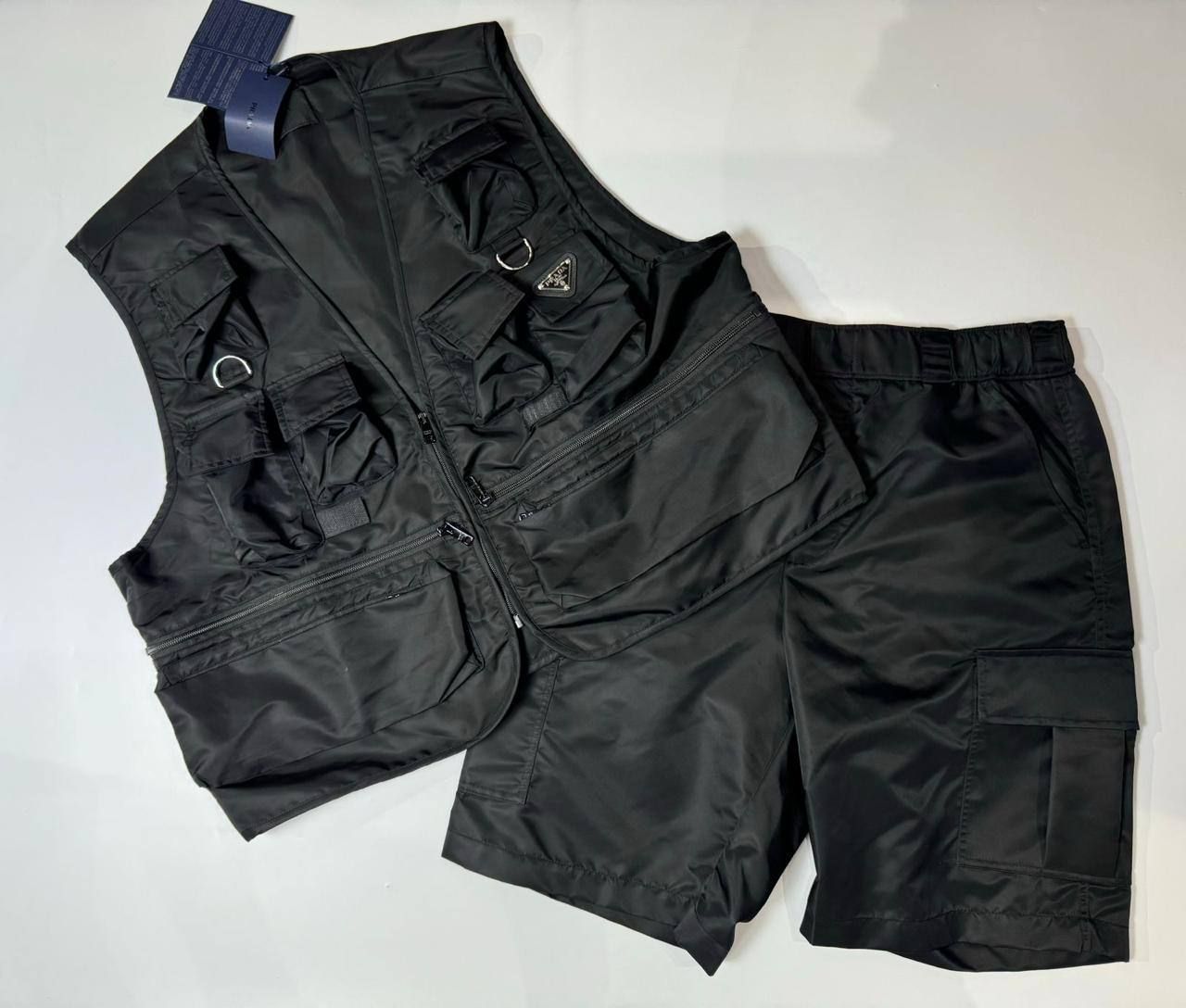 bezrukavka-prada-976302 Безрукавка Prada